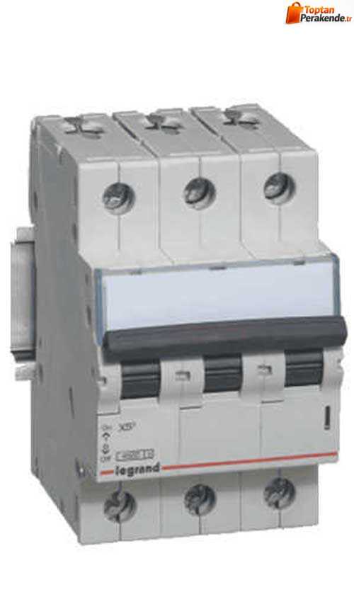 Legrand - 403346 3x40 Amper 4,5kA C Tipi Xs3 Otomatik Sigorta